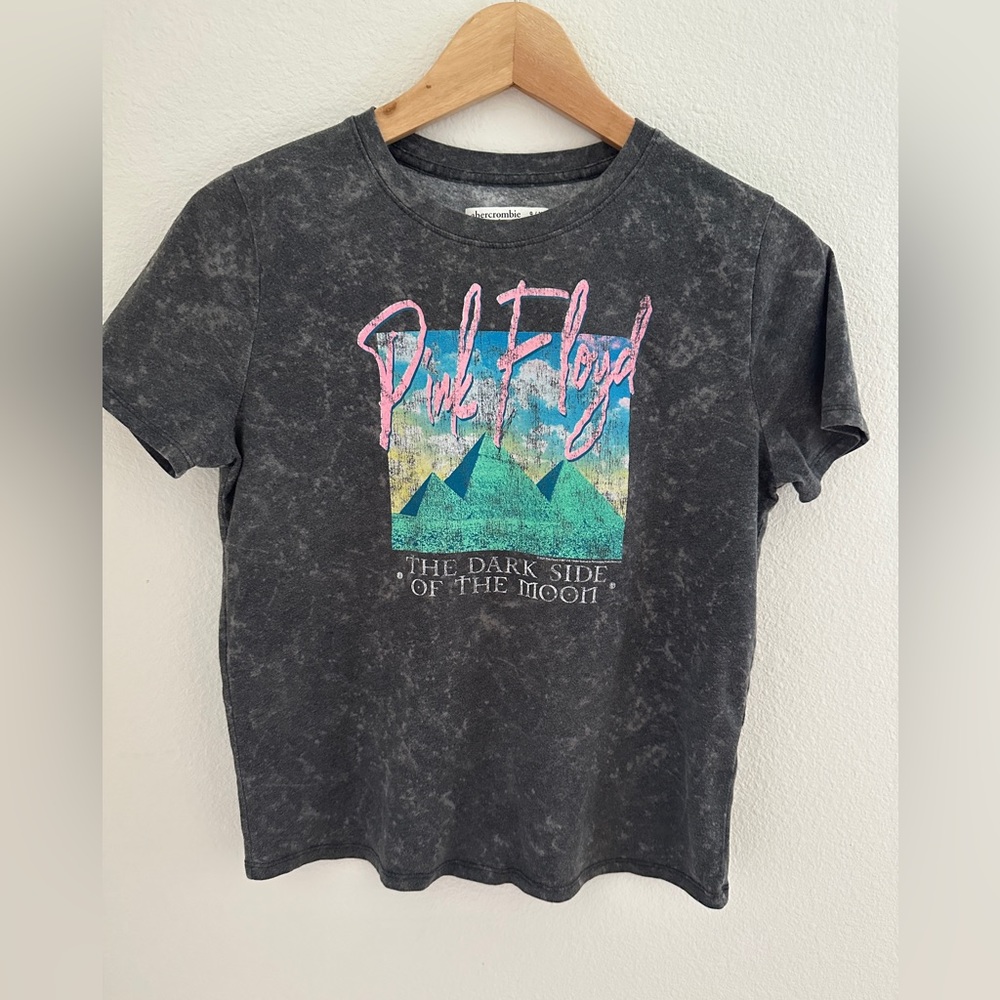 Abercrombie & Fitch Tshirt. Size 9/10